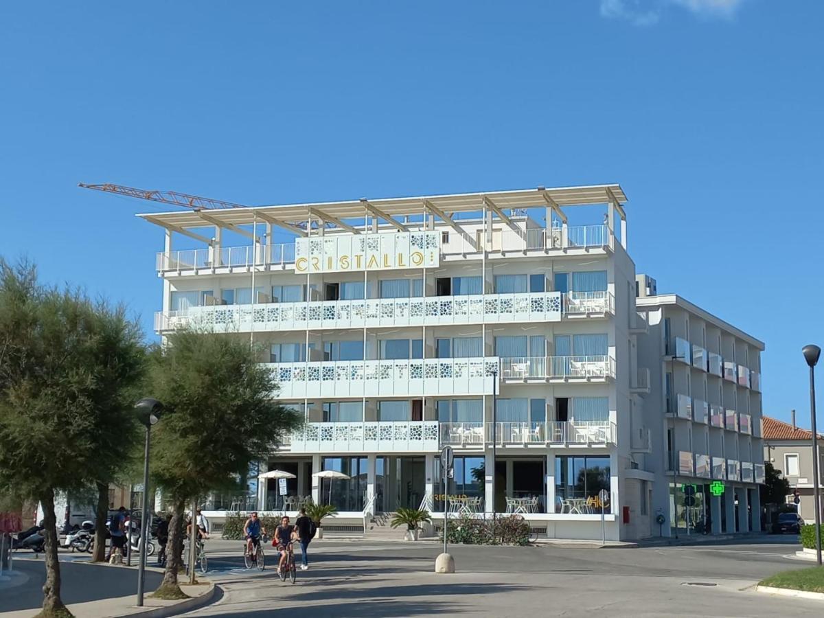 Hotel Cristallo セニガッリア エクステリア 写真