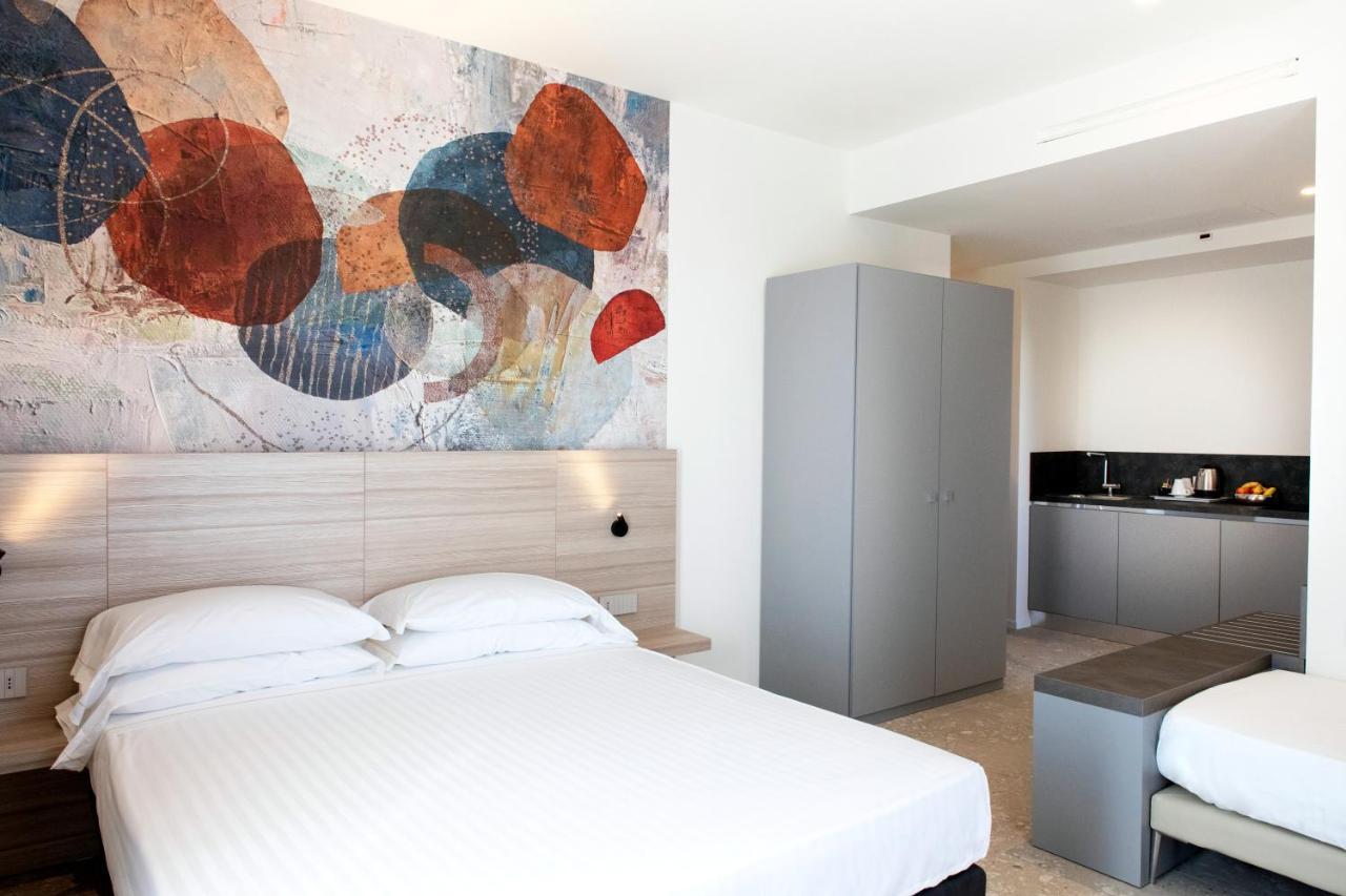 Hotel Cristallo セニガッリア エクステリア 写真