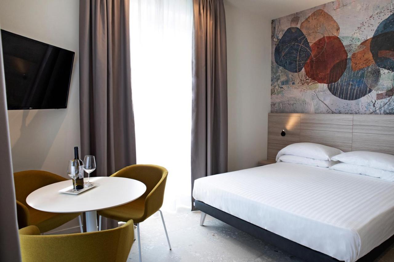 Hotel Cristallo セニガッリア エクステリア 写真