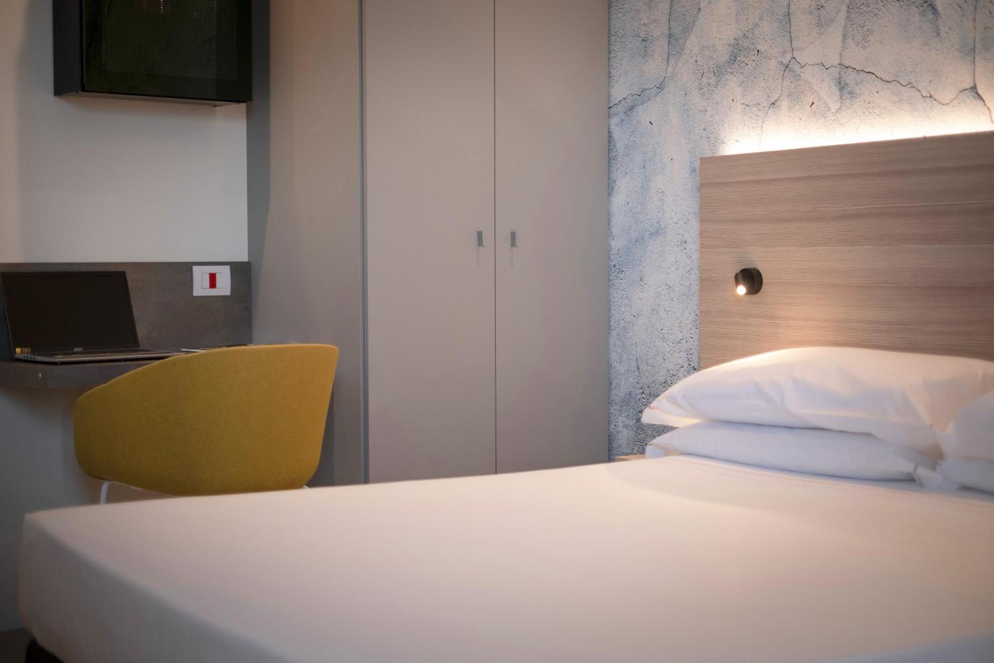 Hotel Cristallo セニガッリア エクステリア 写真