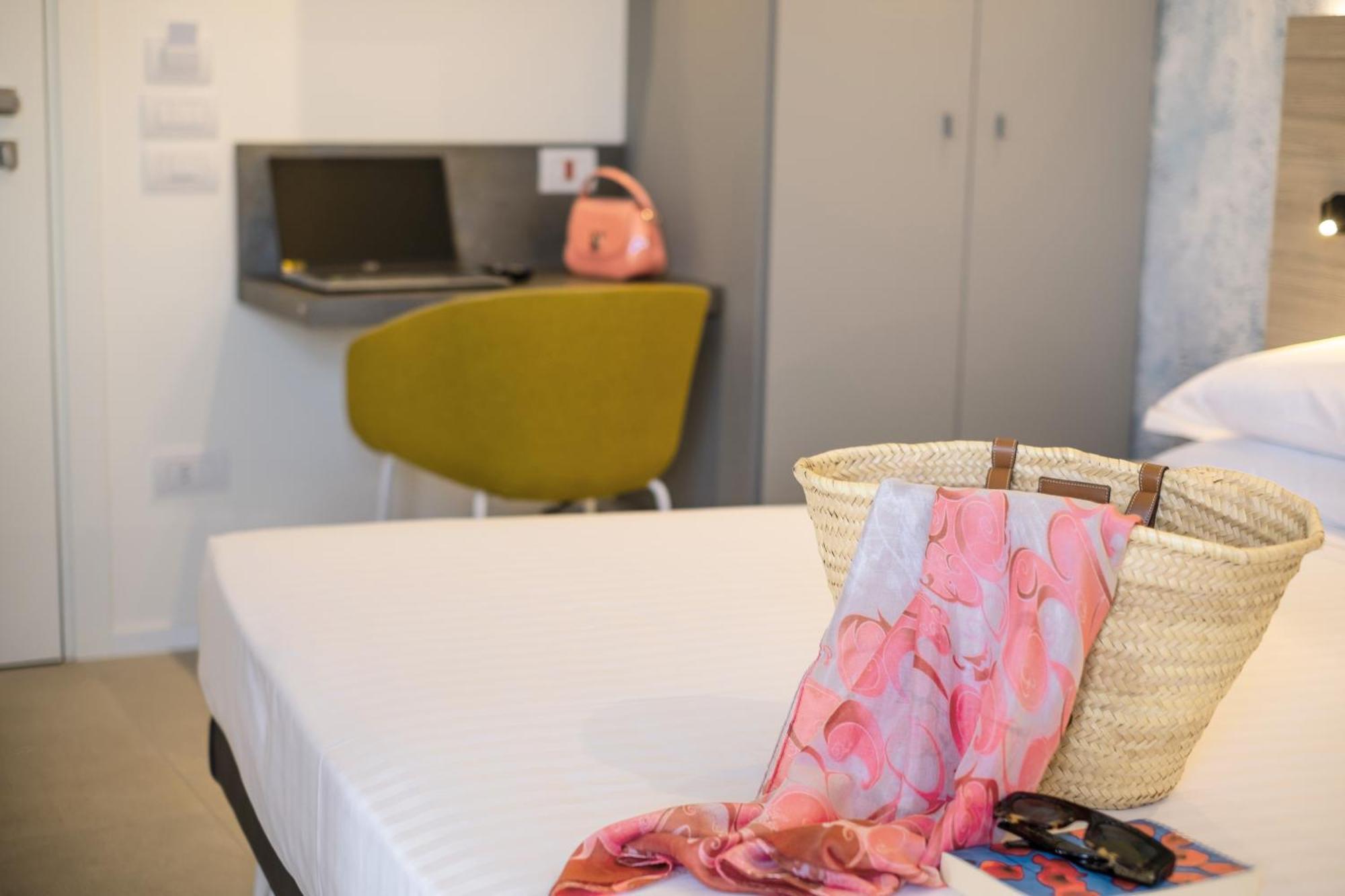 Hotel Cristallo セニガッリア エクステリア 写真