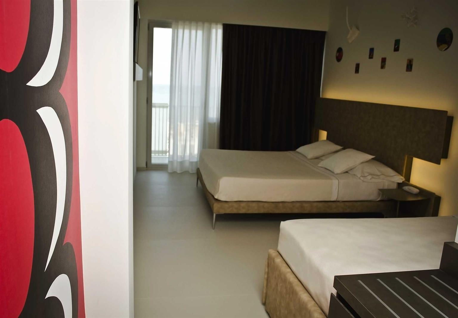 Hotel Cristallo セニガッリア エクステリア 写真