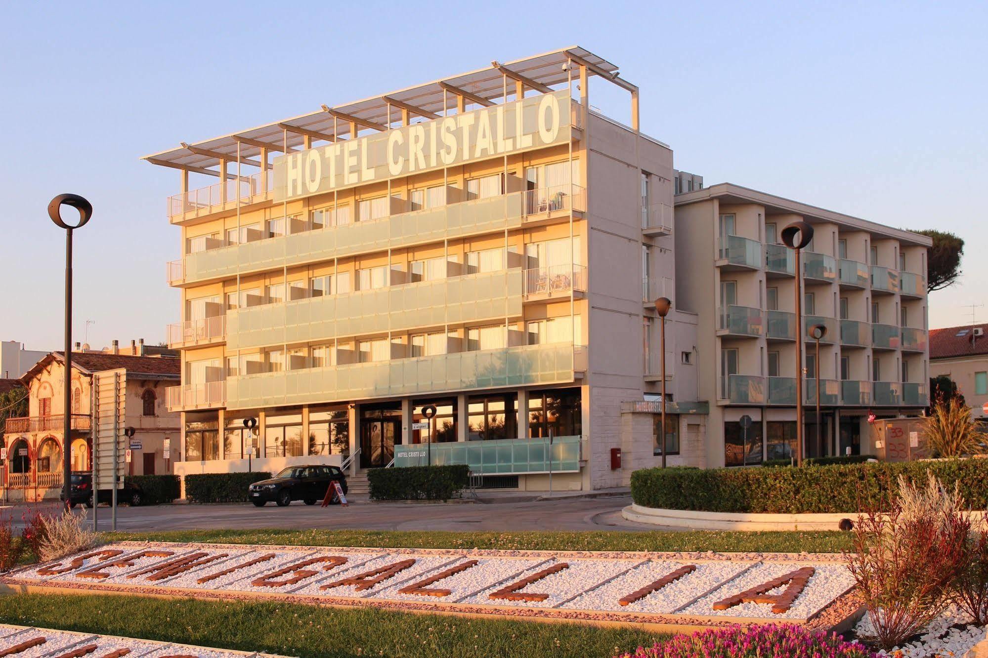 Hotel Cristallo セニガッリア エクステリア 写真